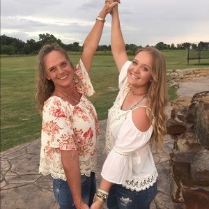 Meet your Posher, Laurie